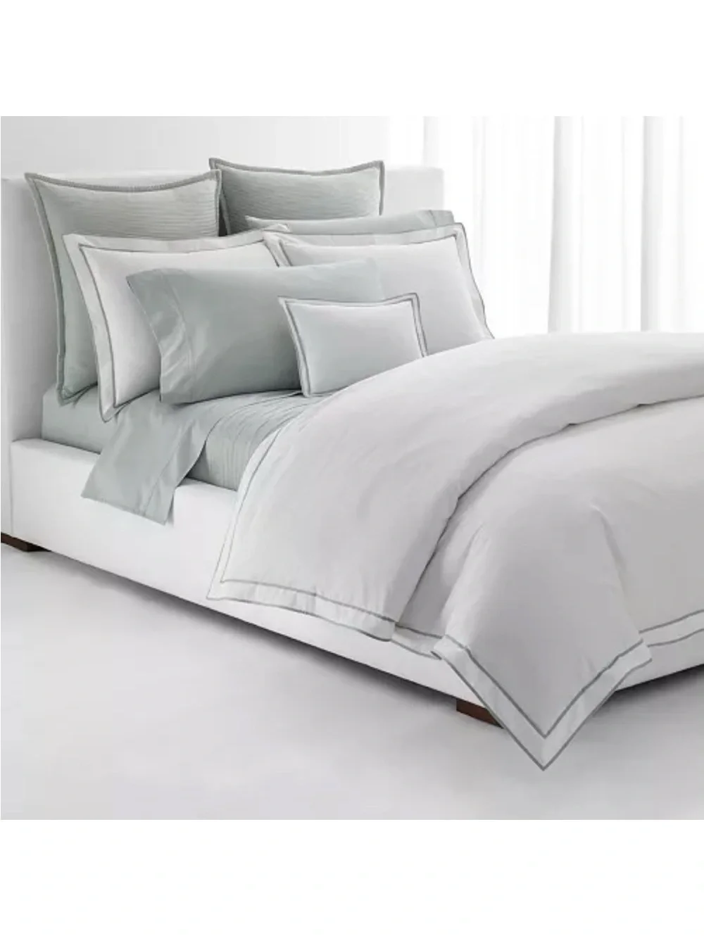 Lauren Ralph Lauren Spencer Sateen Border White Sage King Duvet Cover, NWT $420